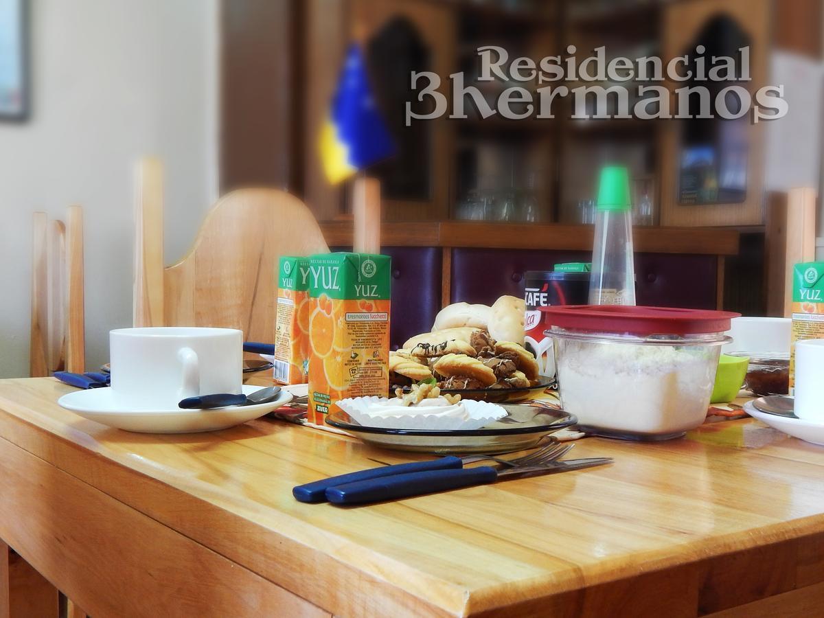 Residencial Tres Hermanos 푼타아레나스 외부 사진